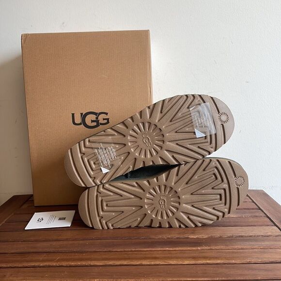 UGG Classic Ultra Mini Forest Night Women Size 11 - Picture 11 of 14